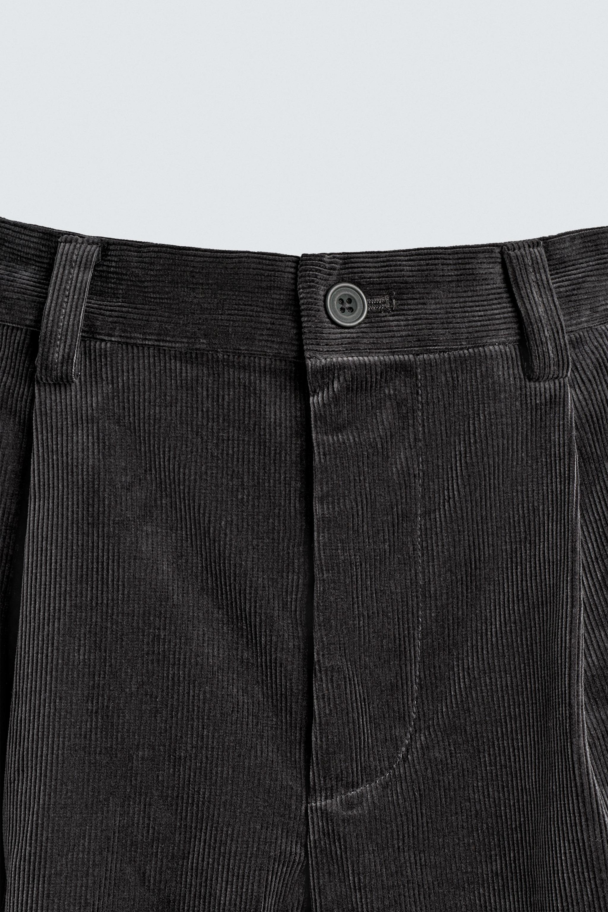 PLEATED CORDUROY PANTS